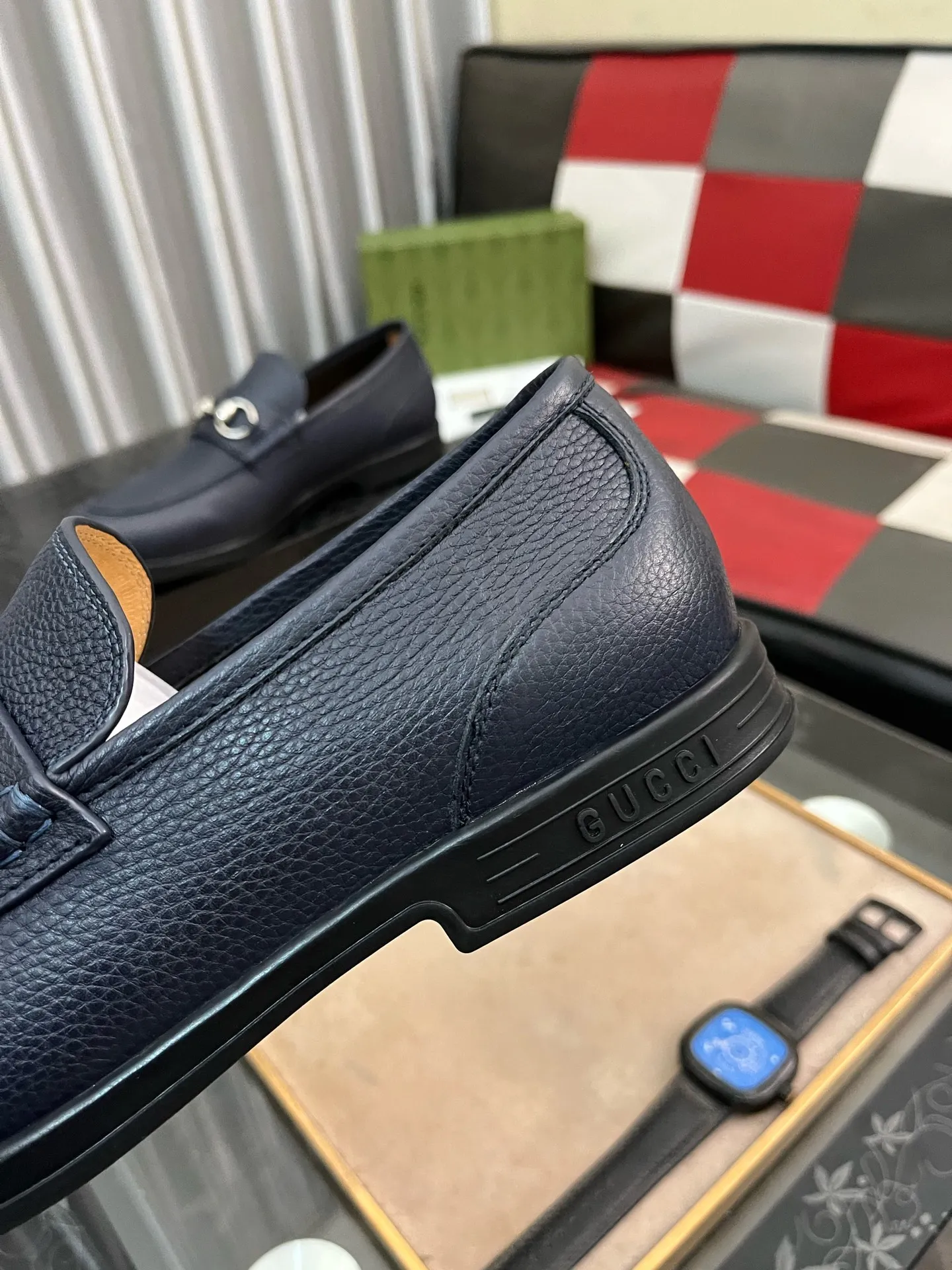 Men's shoes 💰540⌚️⌚️【GUCCi】Original frosted calfskin, water-dyed cowhide lining, original outsole, men's and women's fashion, formal casual leather shoes, slip-on men's and women's shoes series, young fashion, European and American trends, British style, casual matching, comfortable feet, standard code: men's size 38-443️⃣Colors available